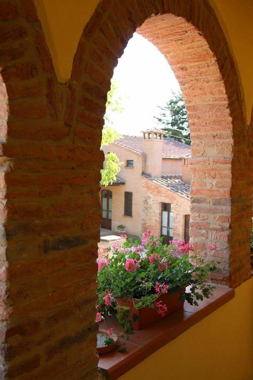 La Piccola Loggia Apartment Торита ди Сиена Екстериор снимка